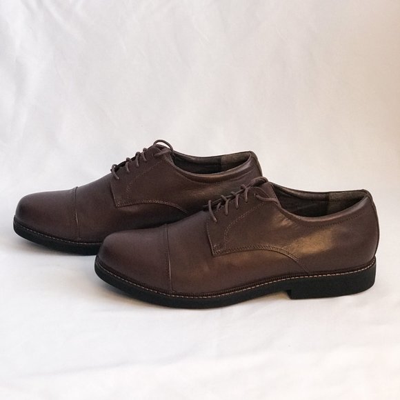 Apex Men's Lexington Cap Toe Oxford - Picture 4 of 12